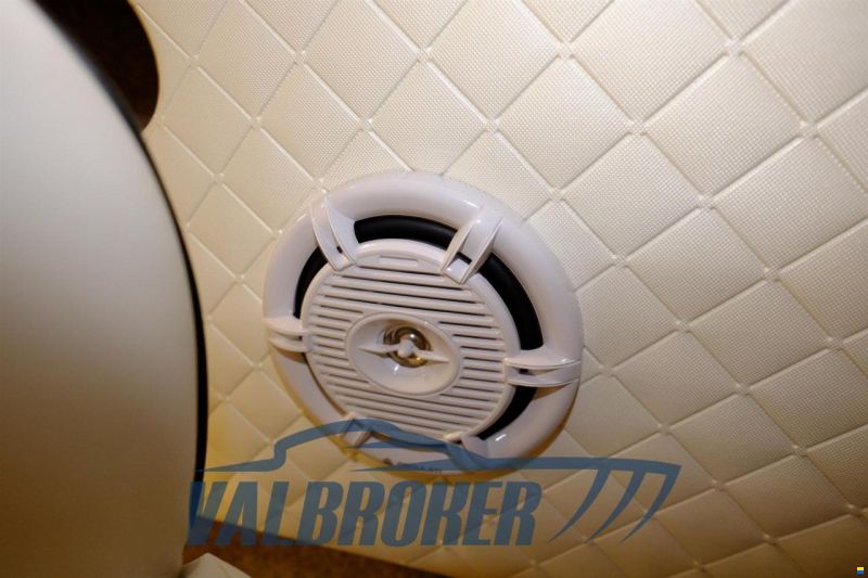 Sea Ray 200 SR