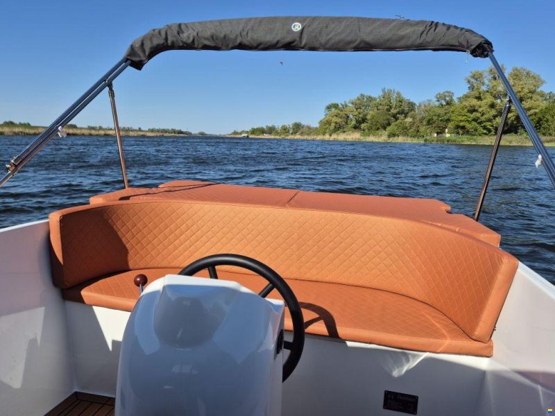 Reitdieper 565 tender