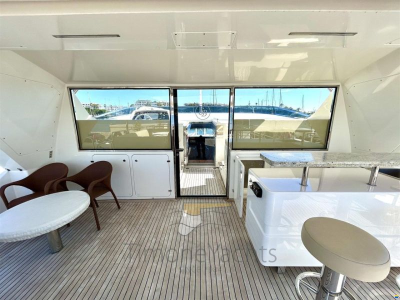 Benetti Delfino 93'