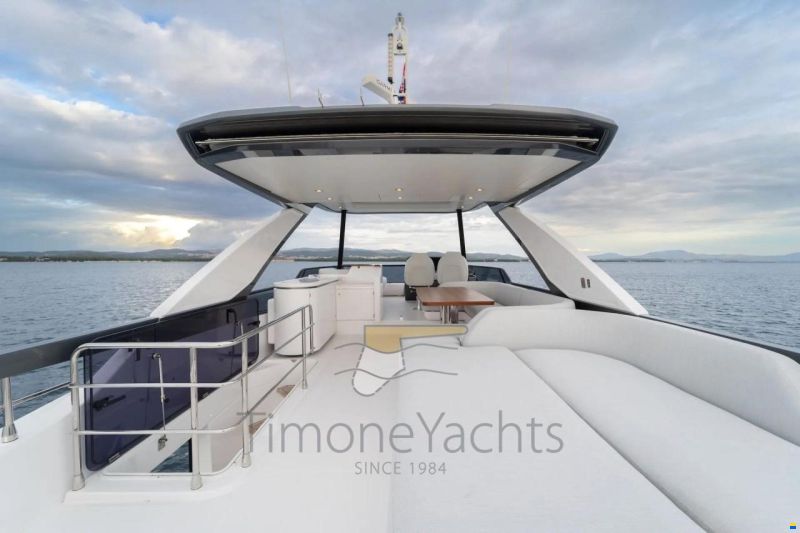 Azimut 68 flybridge
