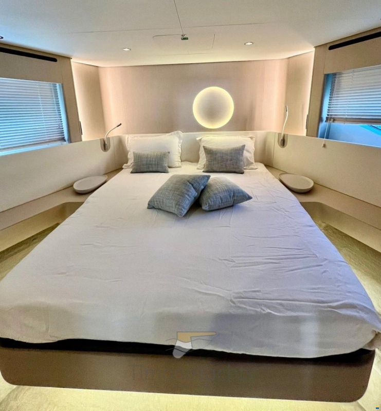 Azimut 68 flybridge