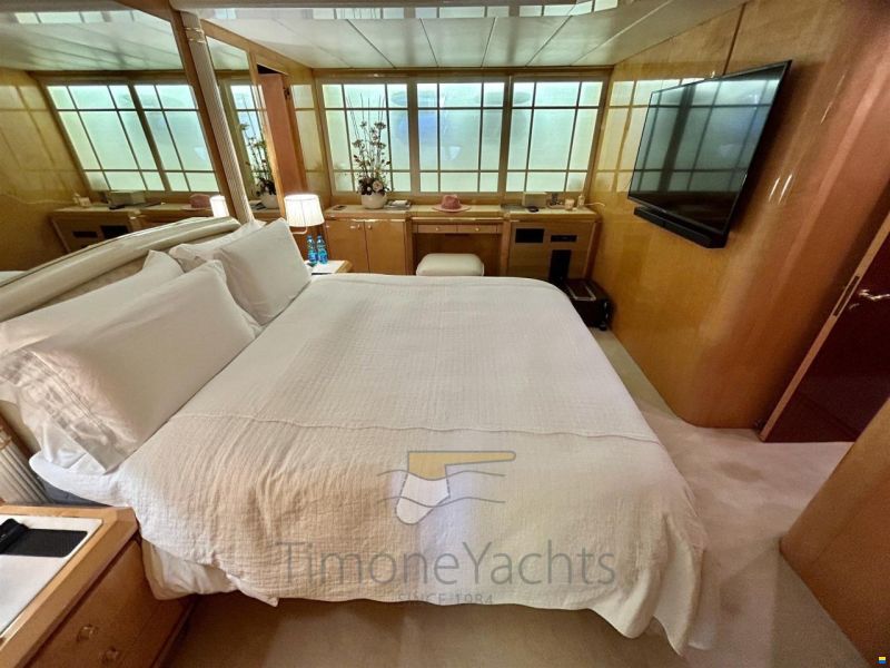 Overmarine Mangusta 92 Sport