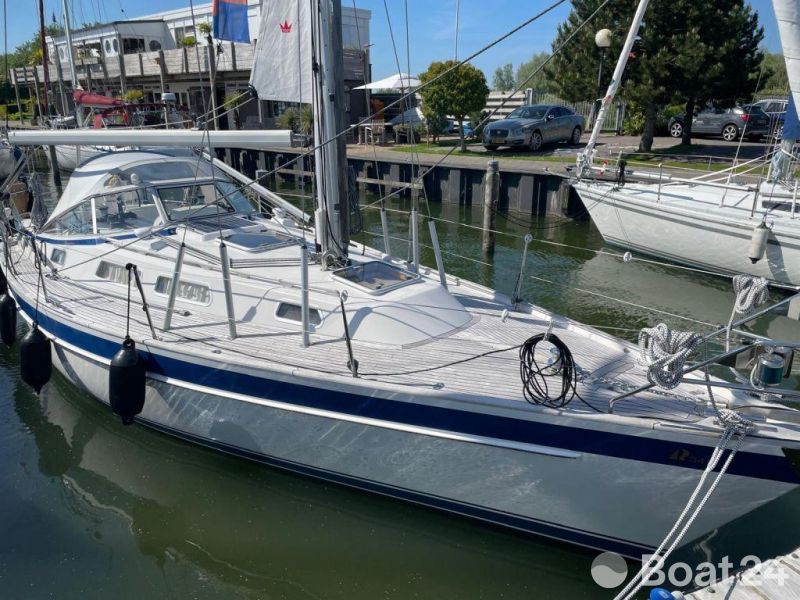 Hallberg Rassy 34 0