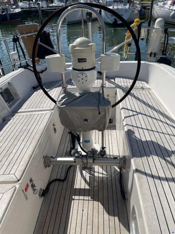 Hallberg-Rassy 34