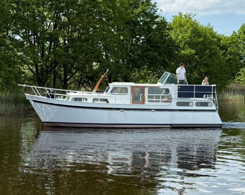 Hoekstra kruiser 1100
