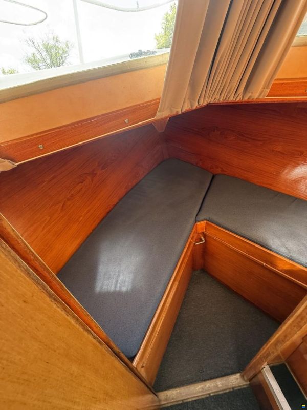 Hoekstra kruiser 1100