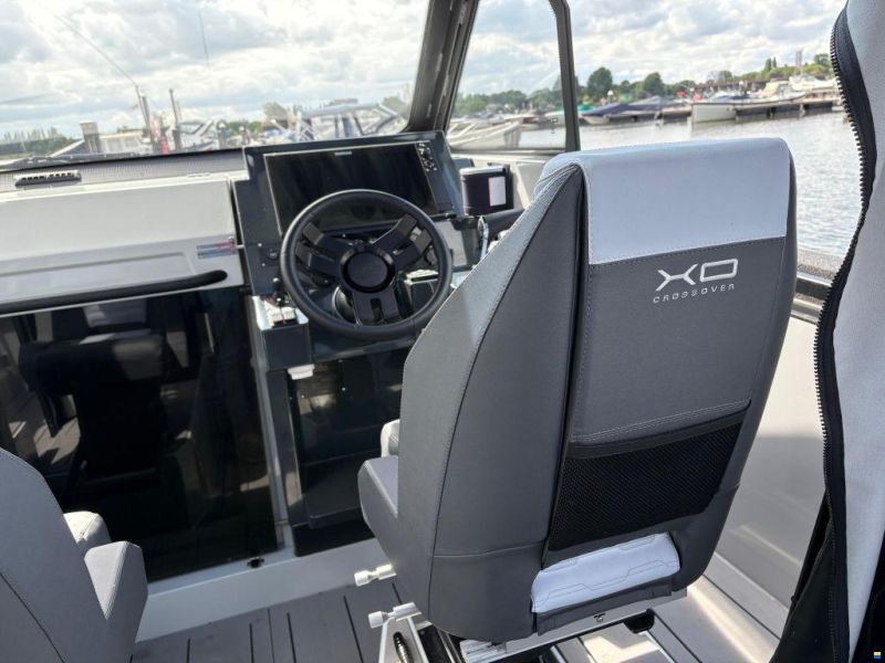 XO Boats DFNDR A8