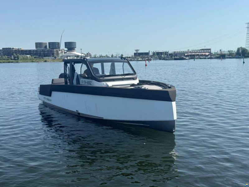 XO Boats DFNDR A8