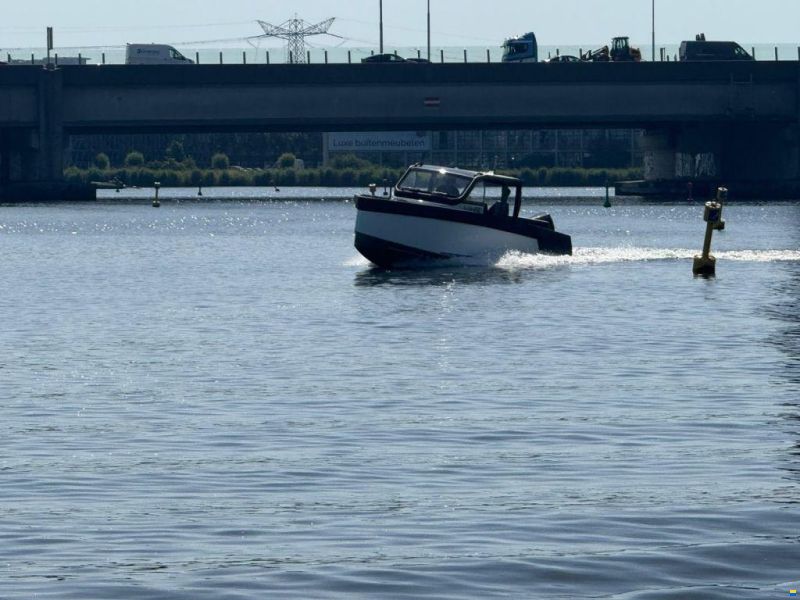 XO Boats DFNDR A8