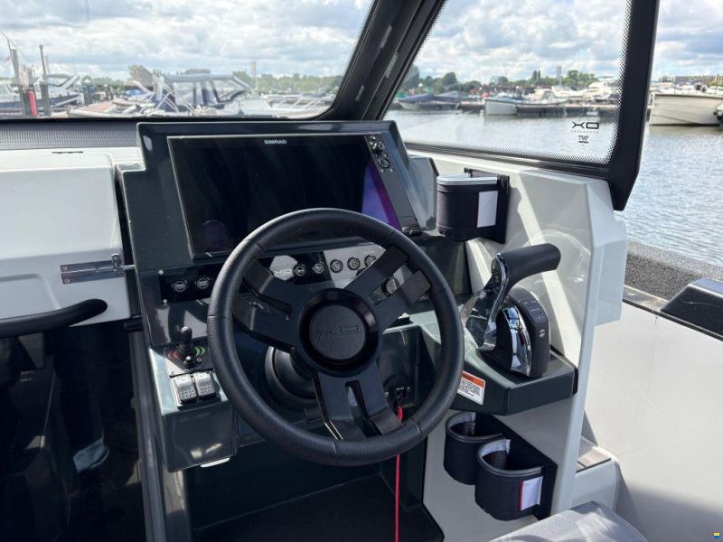 XO Boats DFNDR A8