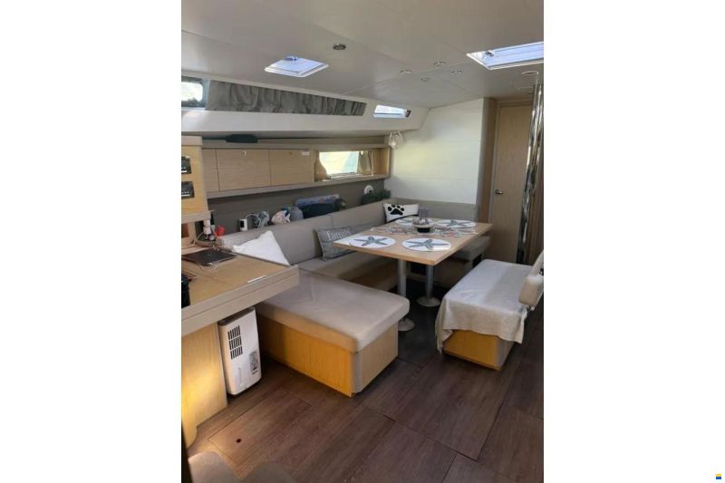 Beneteau Oceanis 48