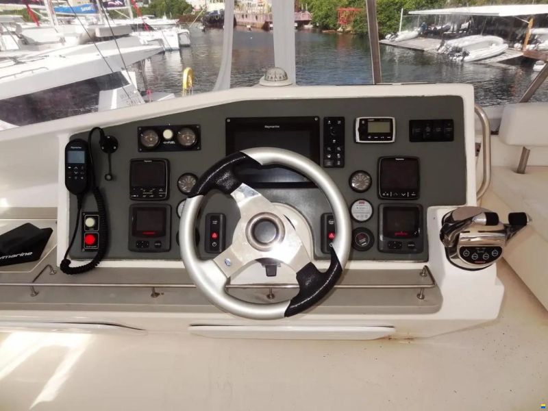 Leopard 51 Powercat