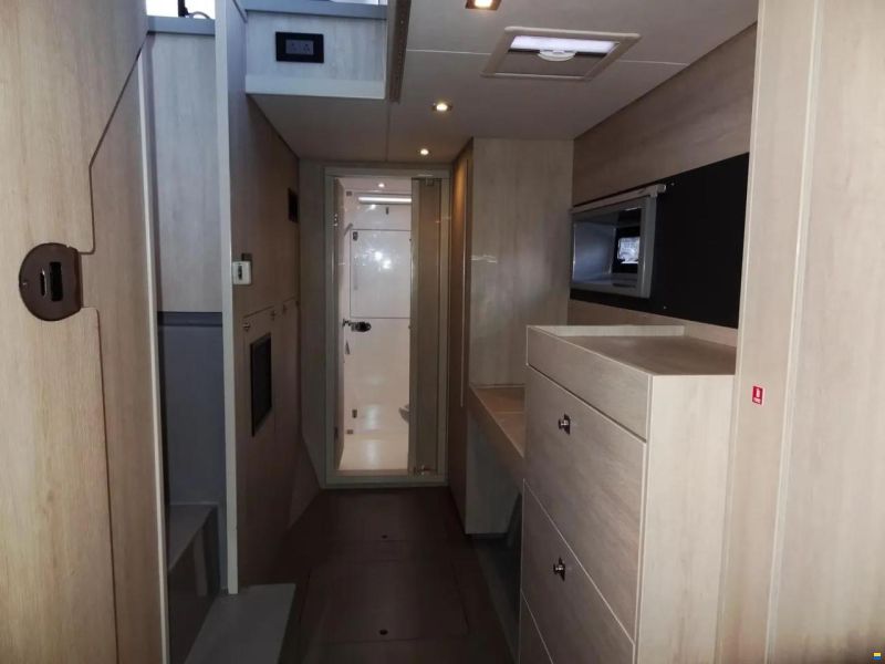 Leopard 43 Powercat