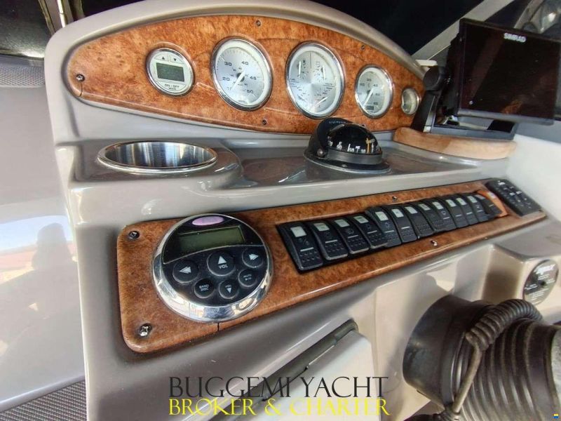 Rinker 260