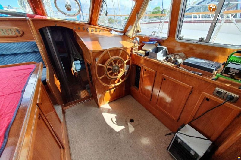 Nauticat 43