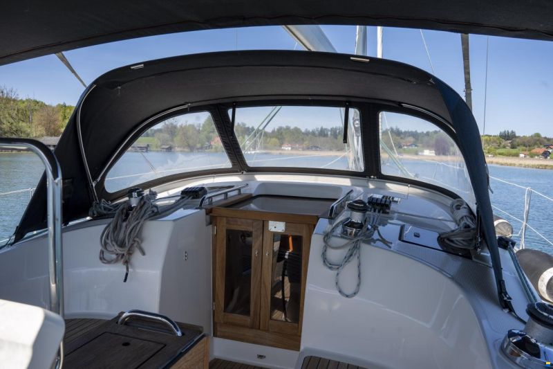 Bavaria Cruiser 36
