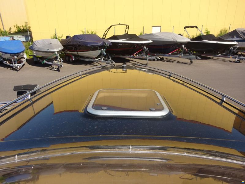 DANA Performance Boats 807