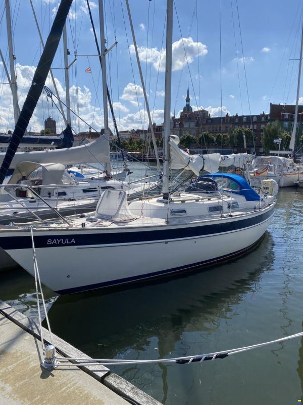 Hallberg-Rassy HR29