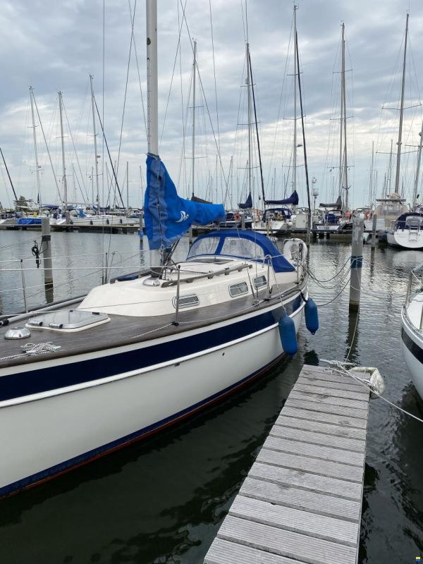 Hallberg-Rassy HR29