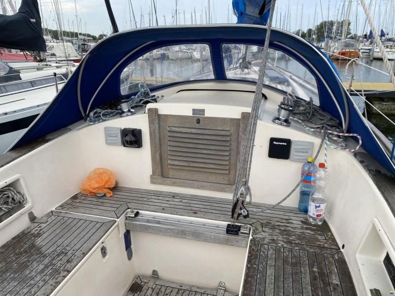 Hallberg-Rassy HR29