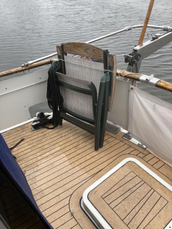 Broom Continental 37
