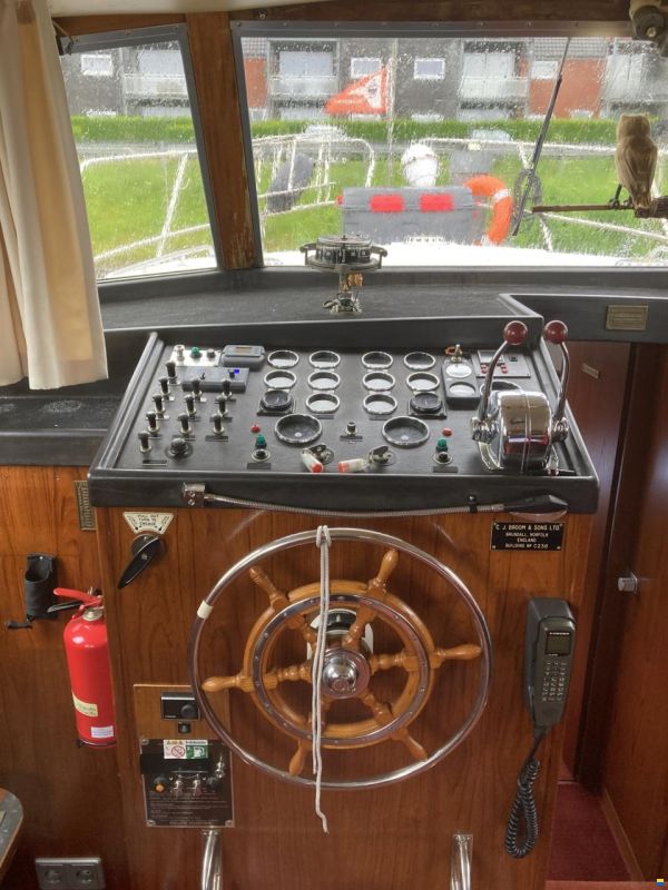 Broom Continental 37