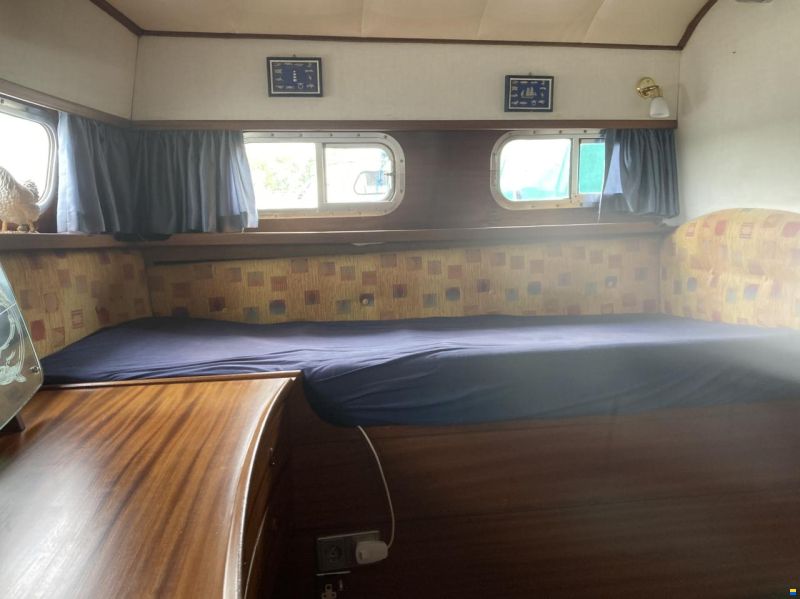 Broom Continental 37