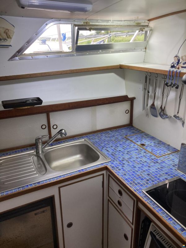 Broom Continental 37