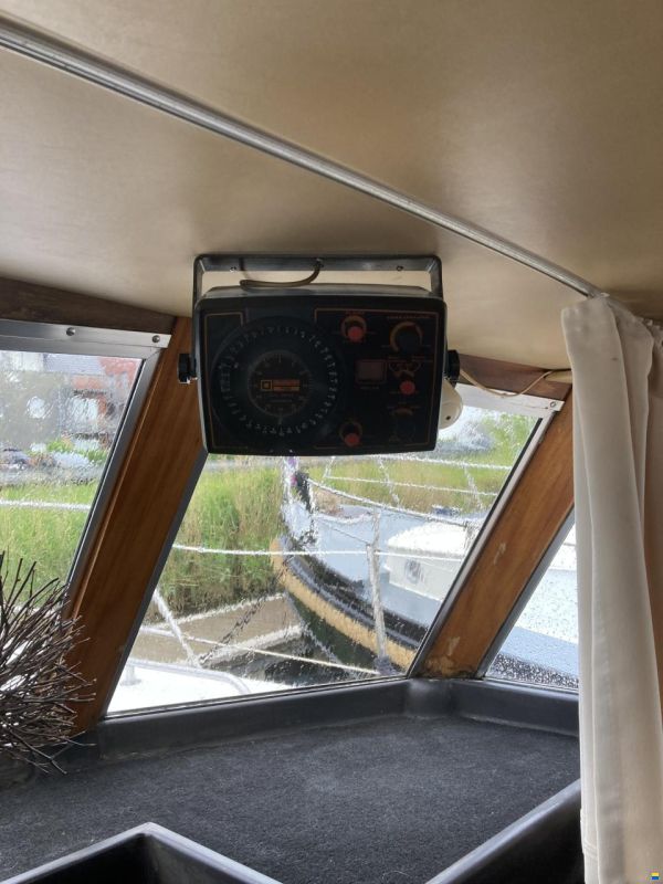 Broom Continental 37