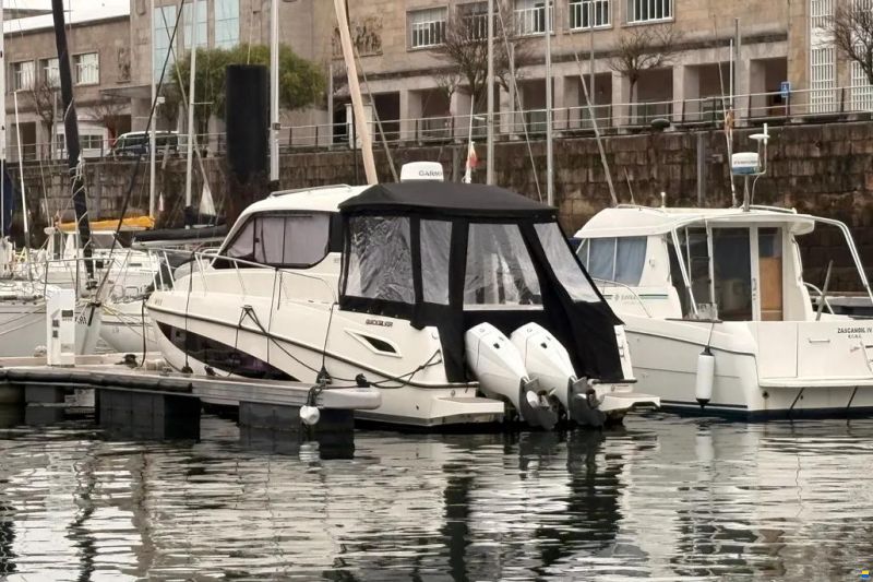 Quicksilver 905 Weekend