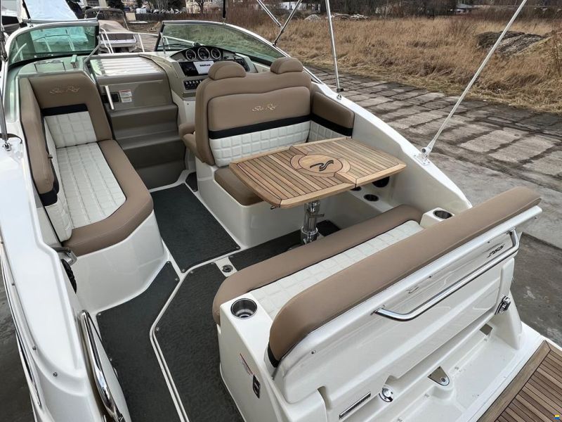 Sea Ray 265 Sundancer