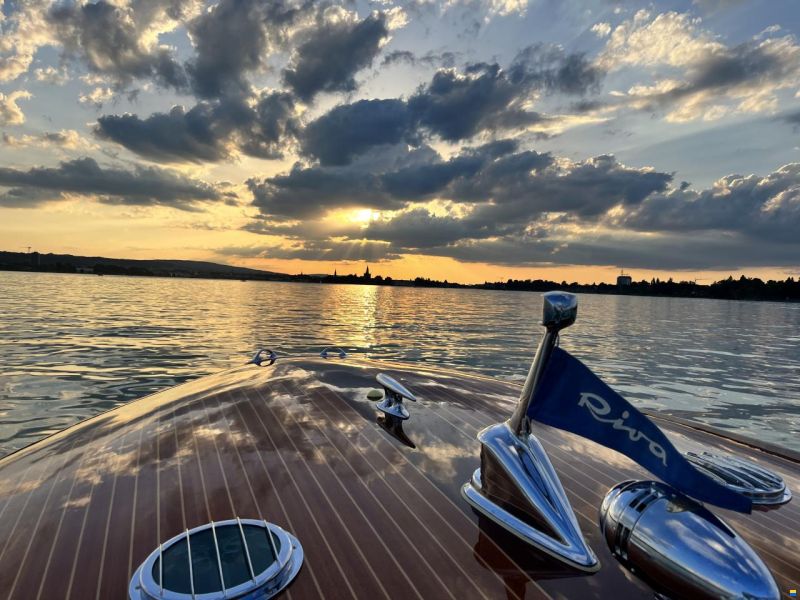 Riva Tritone
