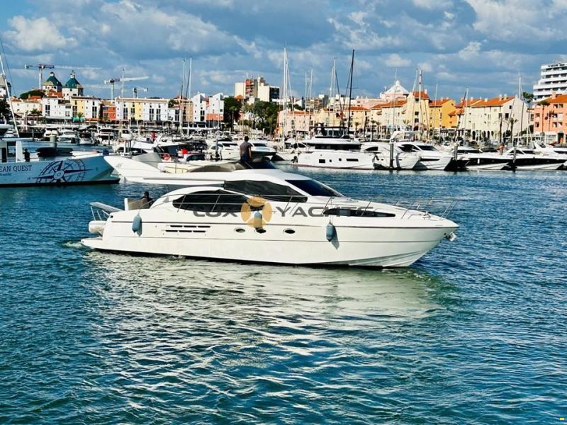 Azimut 46