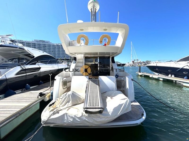 Azimut 46