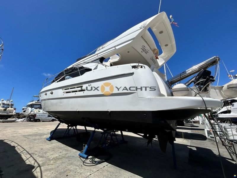 Azimut 46