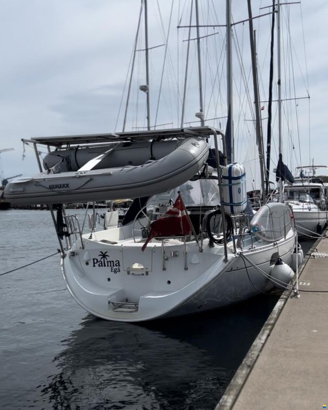 Beneteau Oceanis 351