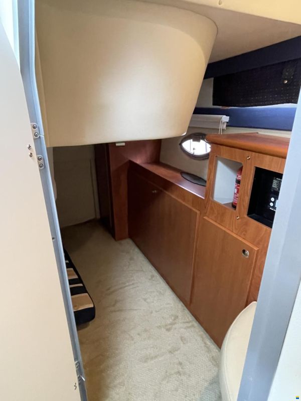 Bayliner 335 Cruiser