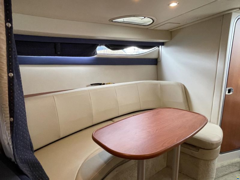 Bayliner 335 Cruiser