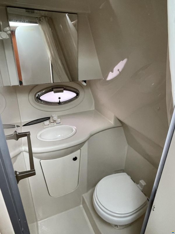 Bayliner 335 Cruiser