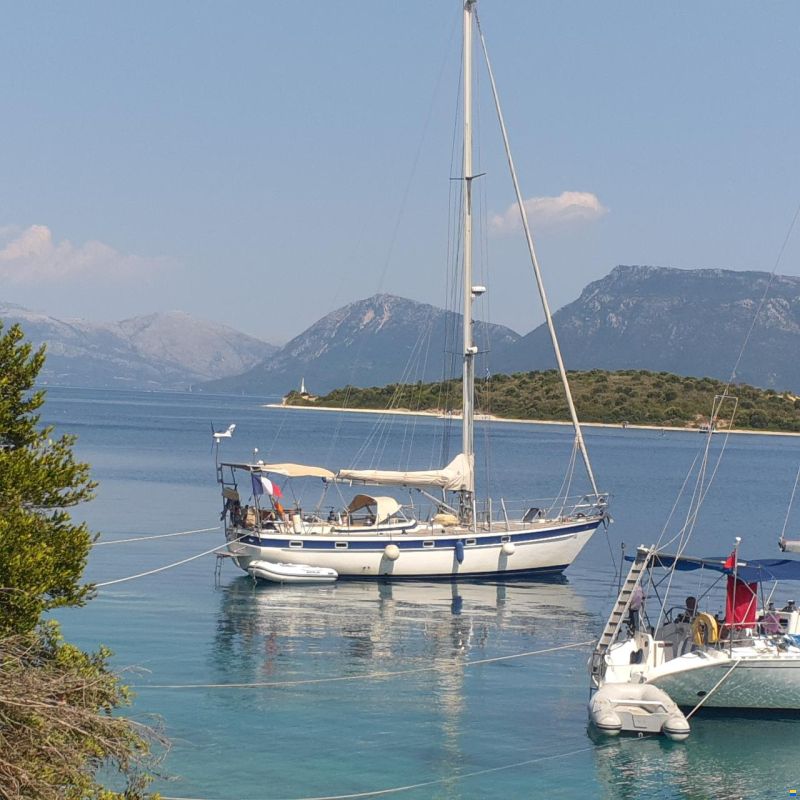 Hallberg-Rassy HR 42 E