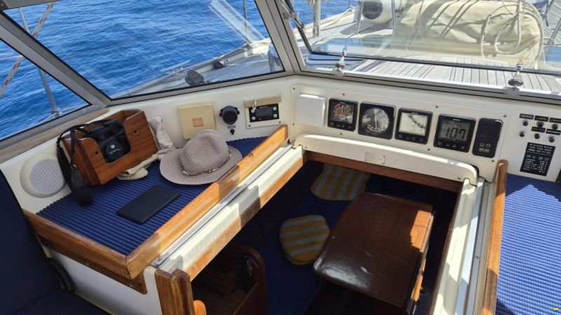 Hallberg-Rassy HR 42 E