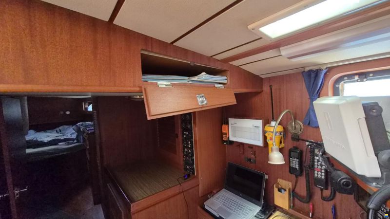Hallberg-Rassy HR 42 E