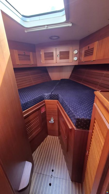 Hallberg-Rassy HR 42 E