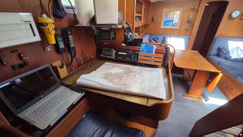 Hallberg-Rassy HR 42 E