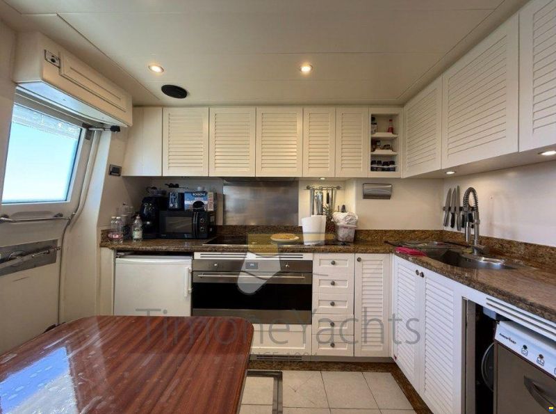 Custom Line Navetta 30