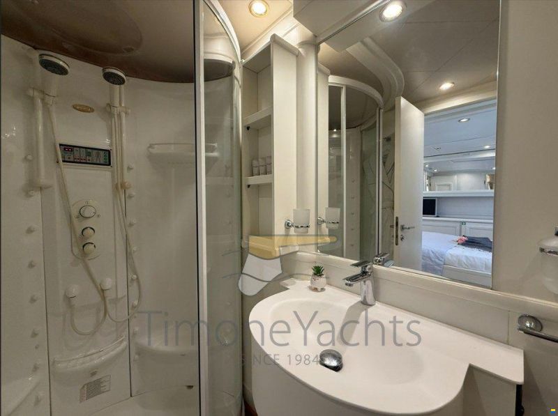 Custom Line Navetta 30