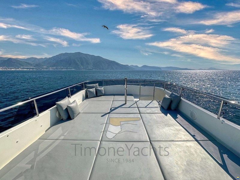 Custom Line Navetta 30