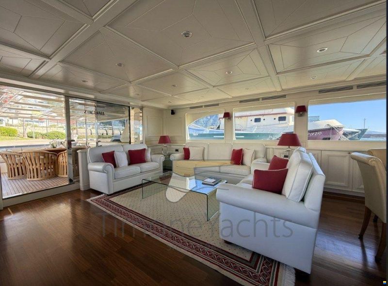 Custom Line Navetta 30