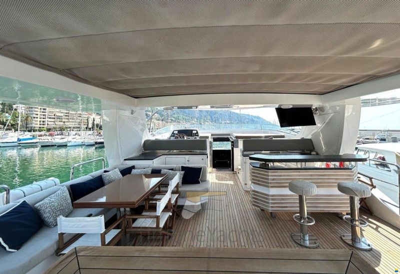 Benetti Delfino 93'