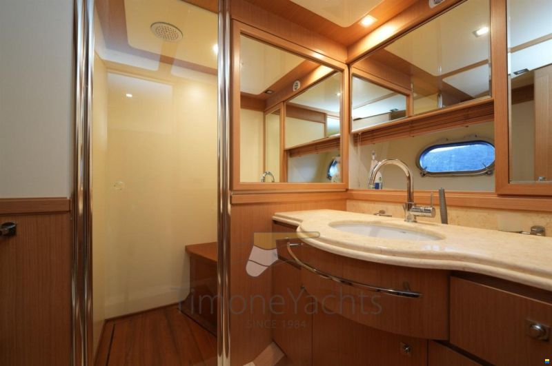 Custom Line Navetta 26